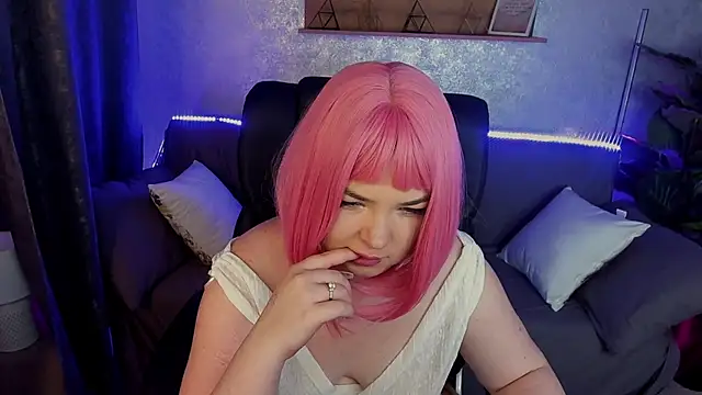 RosieMoons online show from March 4, 2025, 11:22 pm