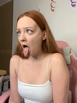 Radiants two online show from November 25, 2025, 4:40 pm