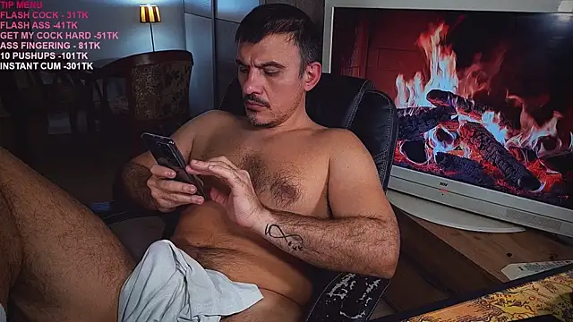 Snapshot of officeman7 chatting on March 18, 2025, 5:23 pm officeman7 online show from March 18, 2025, 5:23 pm