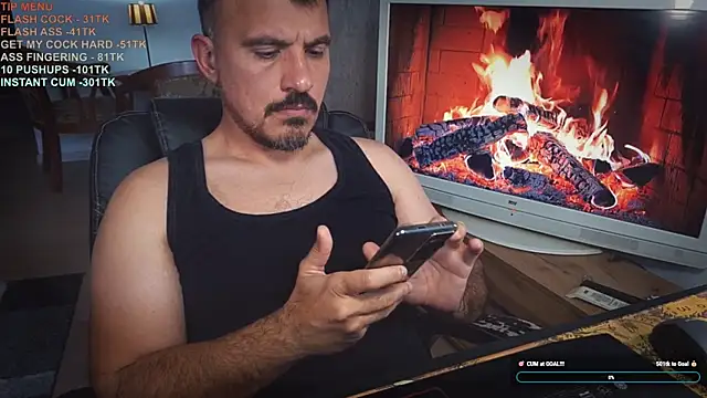 Snapshot of officeman7 chatting on November 19, 2025, 12:16 pm officeman7 online show from November 19, 2025, 12:16 pm