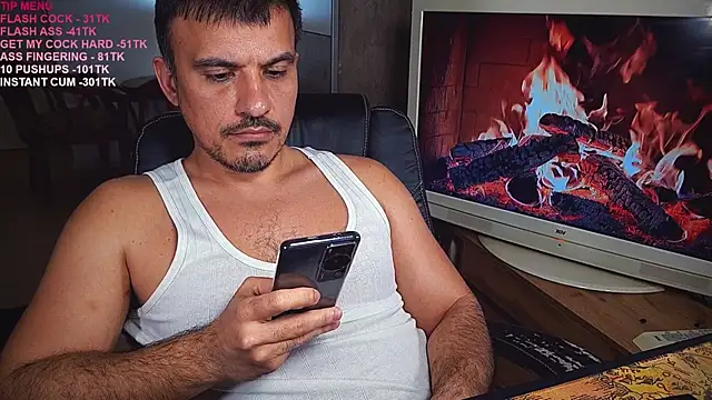 Snapshot of officeman7 chatting on March 17, 2025, 7:58 pm officeman7 online show from March 17, 2025, 7:58 pm