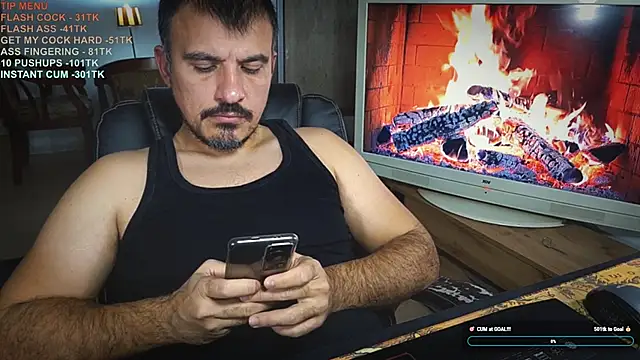 Snapshot of officeman7 chatting on December 15, 2025, 5:19 pm officeman7 online show from December 15, 2025, 5:19 pm