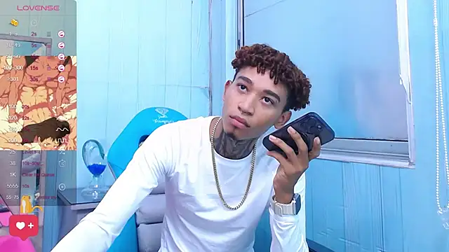 Snapshot of sexy_blacks_ chatting on March 10, 2025, 2:37 pm sexy blacks online show from March 10, 2025, 2:37 pm