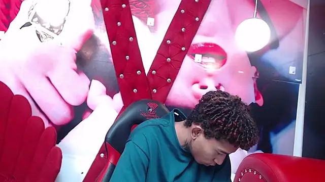 Snapshot of sexy_blacks_ chatting on September 26, 2025, 12:23 pm sexy blacks online show from September 26, 2025, 12:23 pm