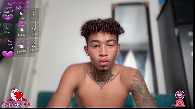 Snapshot of sexy_blacks_ chatting on November 6, 2025, 12:20 pm sexy blacks online show from November 6, 2025, 12:20 pm