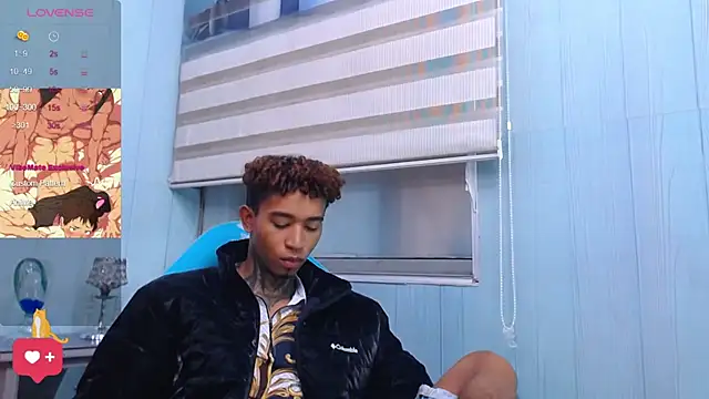 Snapshot of sexy_blacks_ chatting on March 22, 2025, 11:21 am sexy blacks online show from March 22, 2025, 11:21 am