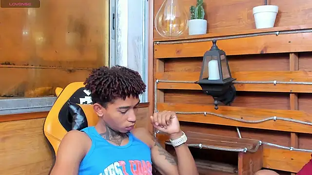 Snapshot of sexy_blacks_ chatting on September 18, 2025, 11:57 am sexy blacks online show from September 18, 2025, 11:57 am