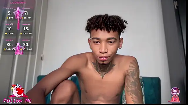 Snapshot of sexy_blacks_ chatting on November 24, 2025, 12:16 pm sexy blacks online show from November 24, 2025, 12:16 pm