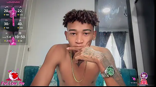 Snapshot of sexy_blacks_ chatting on November 13, 2025, 12:09 pm sexy blacks online show from November 13, 2025, 12:09 pm