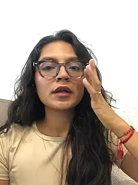 Snapshot of Gia_Mazzon chatting on July 16, 2026, 6:05 pm Gia Mazzon online show from July 16, 2026, 6:05 pm