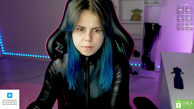 Snapshot of Latex_Kitty chatting on November 21, 2025, 4:28 pm Latex Kitty online show from November 21, 2025, 4:28 pm