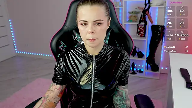 Snapshot of Latex_Kitty chatting on April 16, 2026, 1:34 pm Latex Kitty online show from April 16, 2026, 1:34 pm