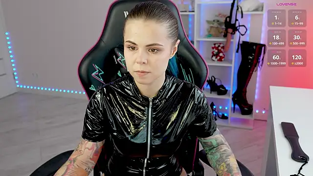 Snapshot of Latex_Kitty chatting on June 9, 2026, 1:23 pm Latex Kitty online show from June 9, 2026, 1:23 pm