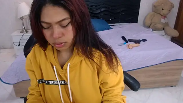 Snapshot of Naomi_Tylers chatting on March 20, 2025, 11:38 am Naomi Tylers online show from March 20, 2025, 11:38 am