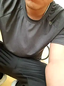 Jart1k1 online show from February 5, 2026, 6:04 pm