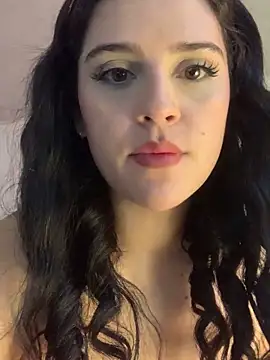 Snapshot of violet-333 chatting on January 24, 2025, 8:11 pm violet-333 online show from January 24, 2025, 8:11 pm