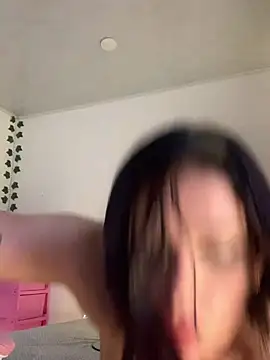 Snapshot of violet-333 chatting on January 27, 2025, 9:22 pm violet-333 online show from January 27, 2025, 9:22 pm