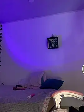 Snapshot of violet-333 chatting on January 25, 2025, 10:50 pm violet-333 online show from January 25, 2025, 10:50 pm