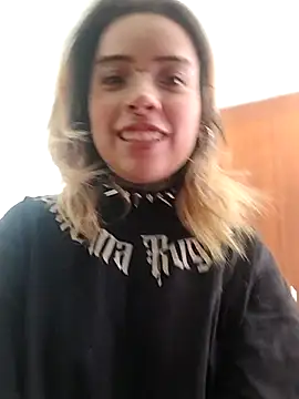 Snapshot of Ivy1111 chatting on April 12, 2026, 4:32 pm Ivy1111 online show from April 12, 2026, 4:32 pm