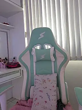 Snapshot of Ahrya_ chatting on March 10, 2026, 12:31 pm Ahrya online show from March 10, 2026, 12:31 pm