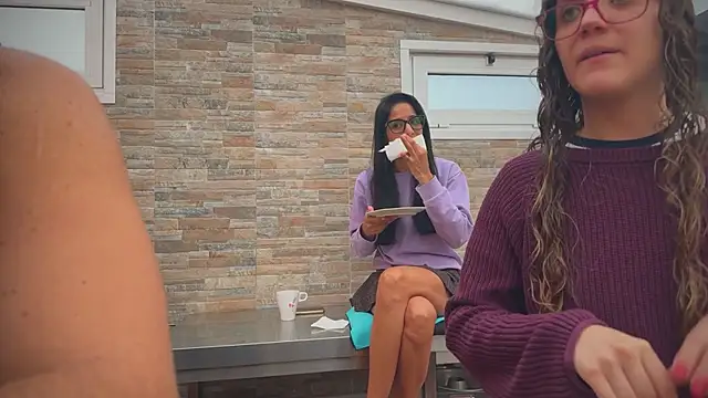 Snapshot of barfantasy chatting on October 6, 2025, 8:48 am barfantasy online show from October 6, 2025, 8:48 am