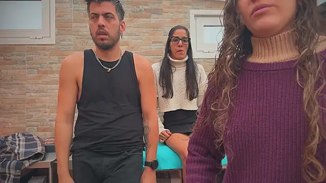 Snapshot of barfantasy chatting on October 30, 2025, 9:51 am barfantasy online show from October 30, 2025, 9:51 am