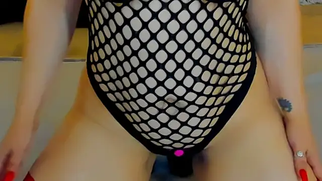 Snapshot of RedHeadBridget chatting on April 3, 2026, 5:36 am RedHeadBridget online show from April 3, 2026, 5:36 am