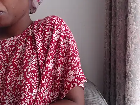 Snapshot of black___ghodess chatting on May 10, 2026, 6:39 am black ghodess online show from May 10, 2026, 6:39 am