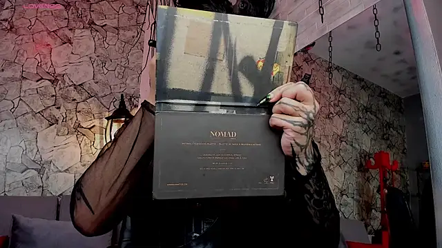 irregular fetish  online show from January 28, 2025, 6:07 pm