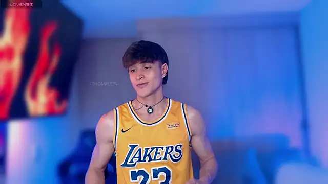 thomklein online show from October 9, 2025, 7:14 pm