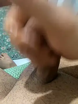 Snapshot of azginnn35 chatting on October 7, 2025, 8:59 am azginnn35 online show from October 7, 2025, 8:59 am