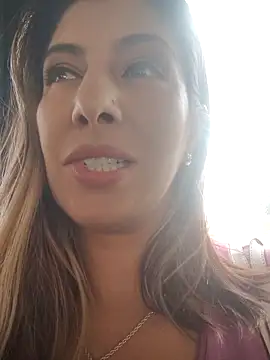 Snapshot of scarlett_moore chatting on May 8, 2026, 6:01 pm scarlett moore online show from May 8, 2026, 6:01 pm