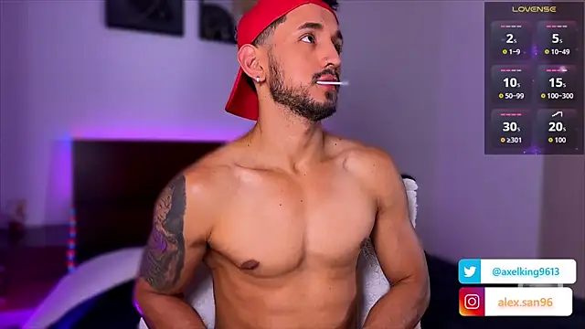 AxelKing1326 online show from October 22, 2025, 11:14 pm