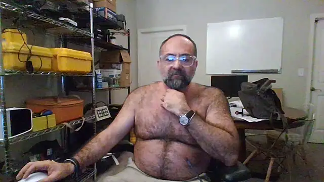 chainjulious online show from December 9, 2024, 10:41 pm