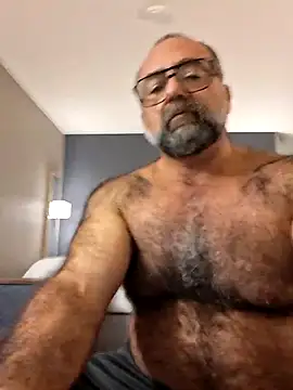 chainjulious online show from September 15, 2025, 12:11 am