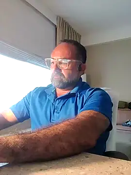 chainjulious online show from February 5, 2025, 5:20 pm