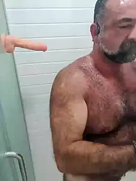 chainjulious online show from February 25, 2025, 11:48 pm