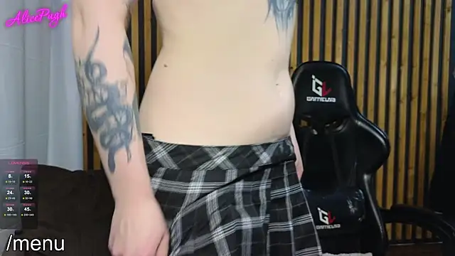 alicepugh online show from February 10, 2025, 4:58 pm