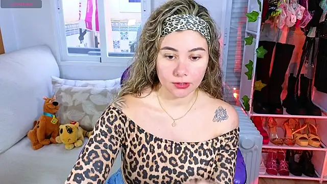 Tawny cox online show from February 27, 2025, 1:28 pm