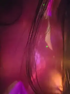 aloneathome online show from March 10, 2026, 2:32 pm