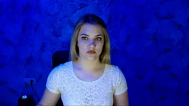 Snapshot of nika_gold1 chatting on May 14, 2026, 4:59 pm nika gold1 online show from May 14, 2026, 4:59 pm