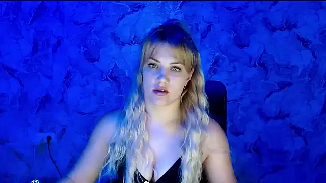 Snapshot of nika_gold1 chatting on July 10, 2026, 9:04 pm nika gold1 online show from July 10, 2026, 9:04 pm