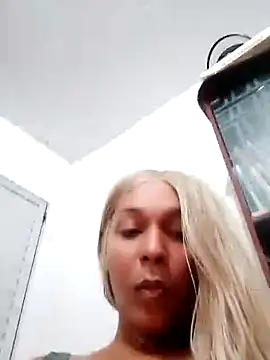 Snapshot of transgirl26 chatting on October 9, 2025, 6:08 pm transgirl26 online show from October 9, 2025, 6:08 pm