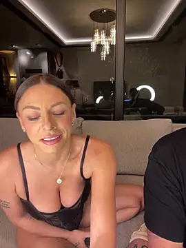 Snapshot of SexOnMyLvL chatting on November 3, 2025, 9:07 pm SexOnMyLvL online show from November 3, 2025, 9:07 pm