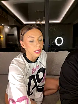 Snapshot of SexOnMyLvL chatting on October 23, 2025, 8:29 pm SexOnMyLvL online show from October 23, 2025, 8:29 pm