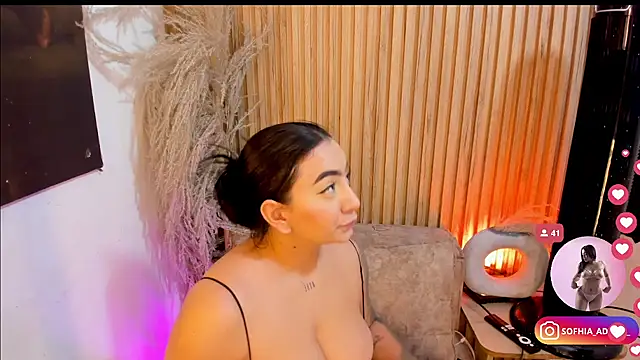 Snapshot of sofhiaa_adaams chatting on May 30, 2026, 11:54 pm sofhiaa adaams online show from May 30, 2026, 11:54 pm