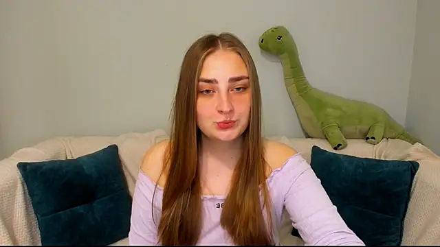 Snapshot of MilliStrii chatting on May 19, 2026, 1:32 am MilliStrii online show from May 19, 2026, 1:32 am