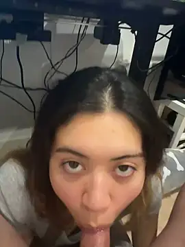 Snapshot of tightasiangirl chatting on March 23, 2025, 12:36 am tightasiangirl online show from March 23, 2025, 12:36 am