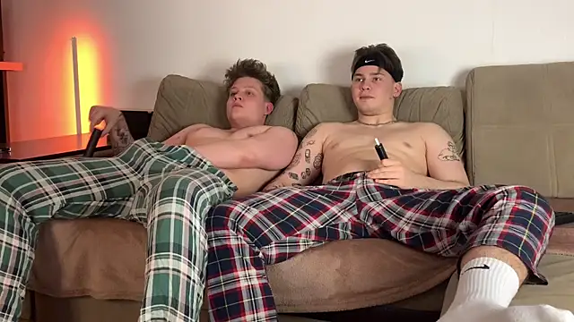 Snapshot of twoguyspleasure chatting on January 15, 2025, 6:29 pm twoguyspleasure online show from January 15, 2025, 6:29 pm