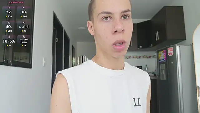 Snapshot of grey___27 chatting on April 10, 2026, 5:53 pm grey 27 online show from April 10, 2026, 5:53 pm